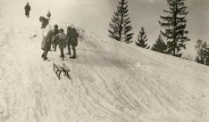 Unikátní historické fotografie Hrádku 2. díl