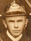 Fotografie hasičů Hrádku z roku 1928. Prosba o pomoc.